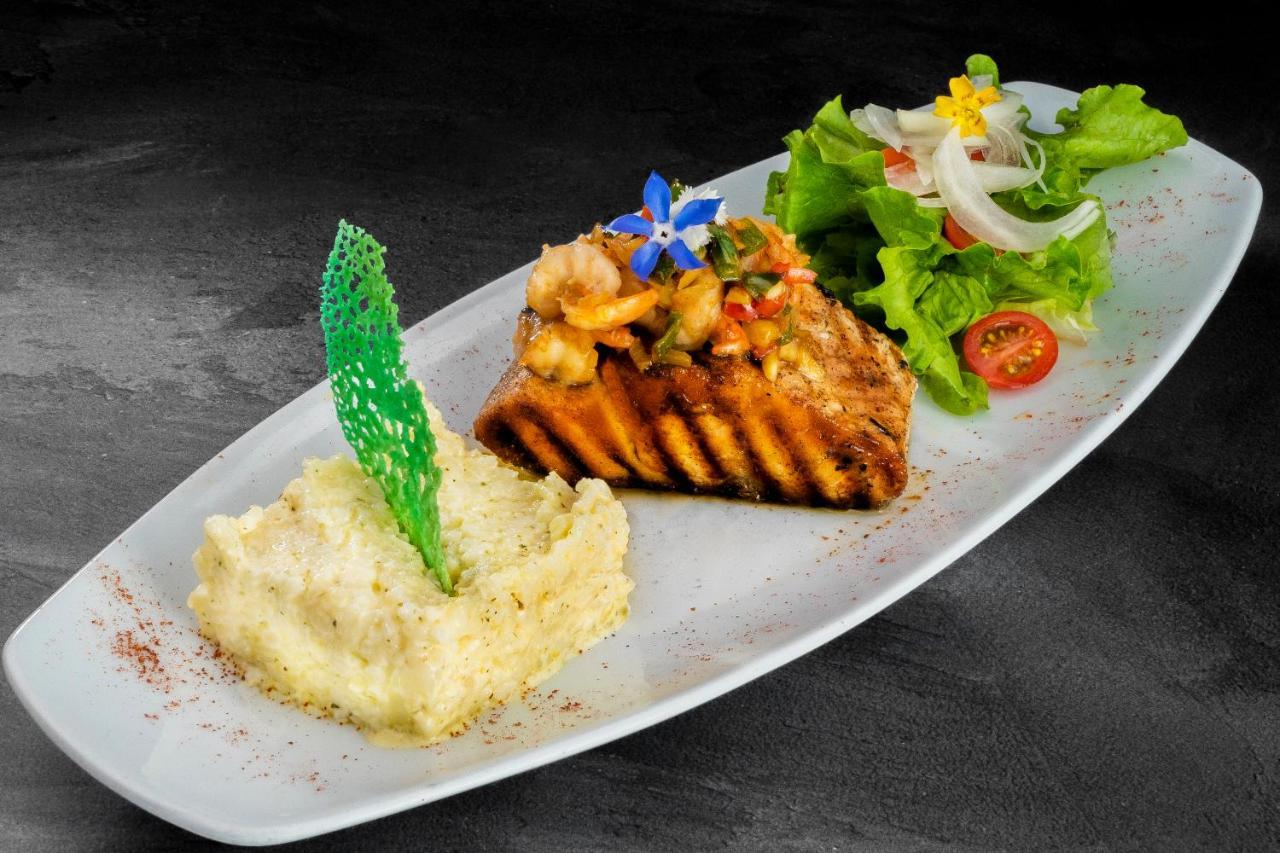 Stubel & Cafe 4* Quito