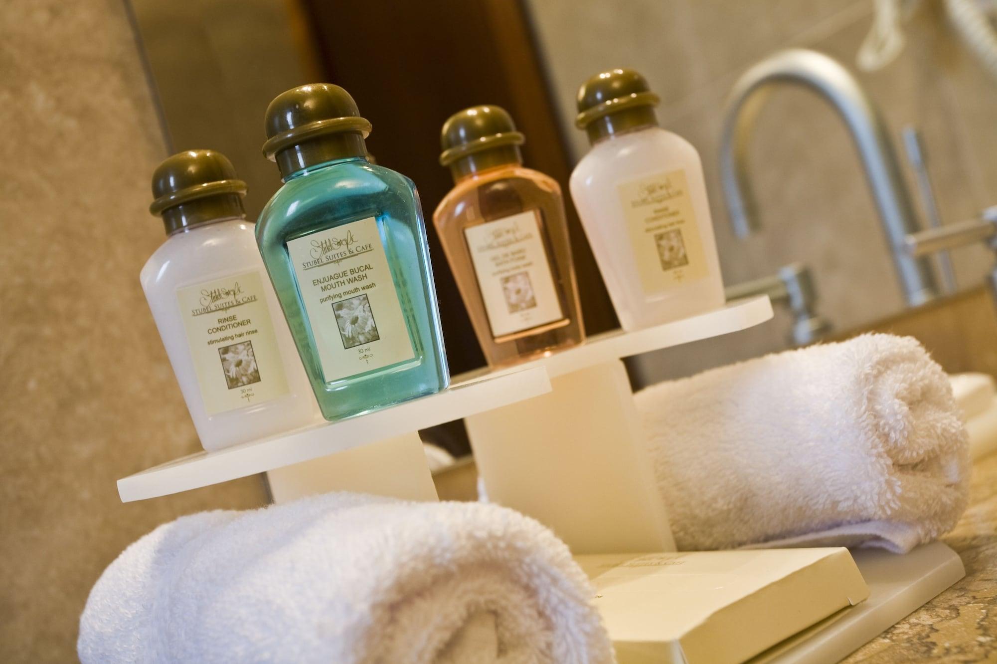 Stubel & Cafe Hotel 4*