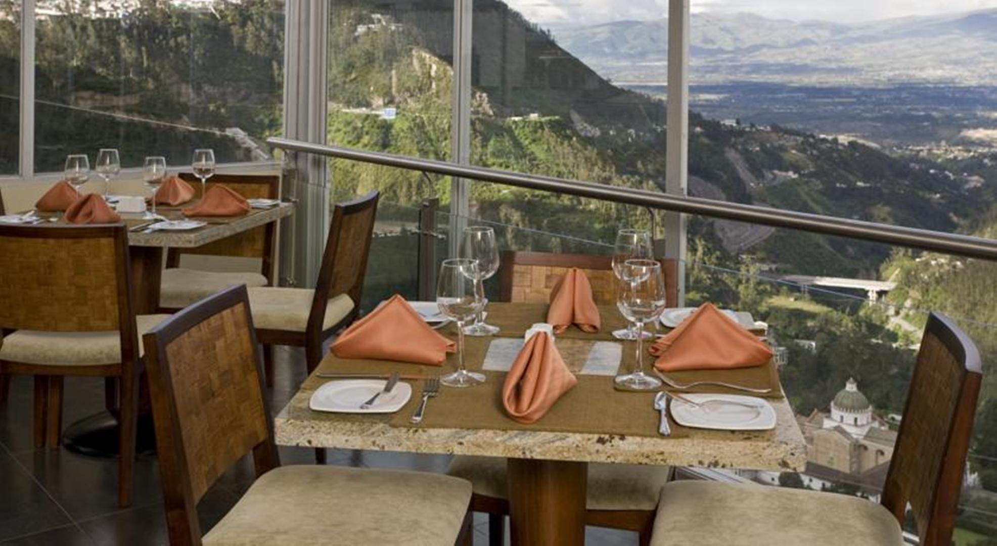 Stubel & Cafe Hotel 4*