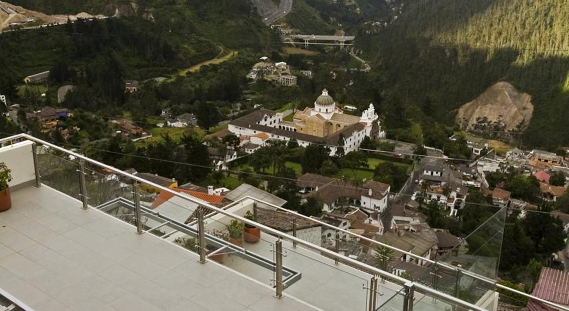 Stubel & Cafe 4* Quito