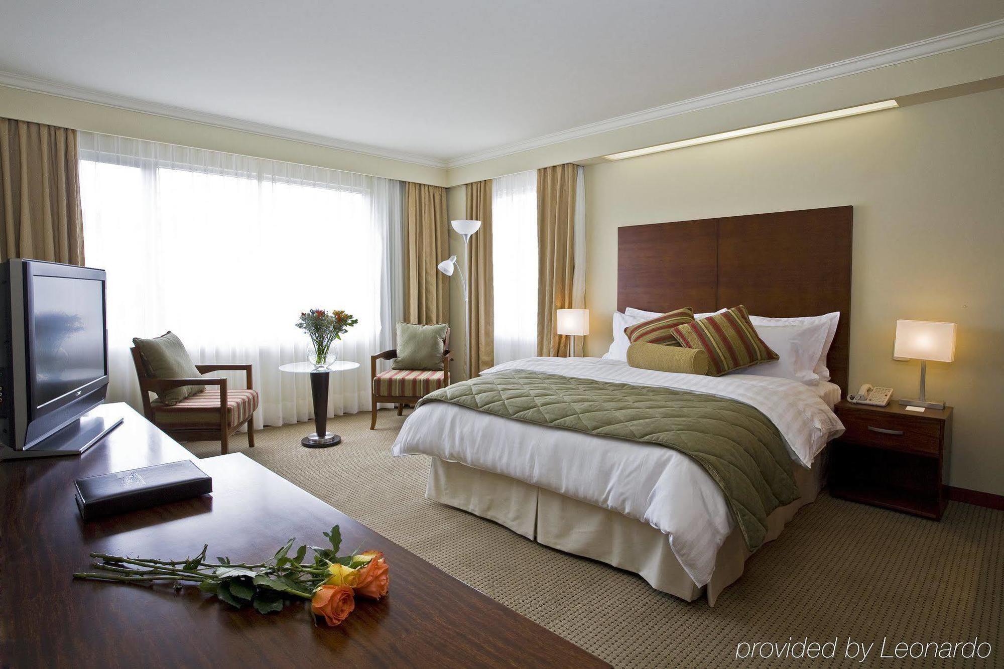 Stubel & Cafe Hotel 4*